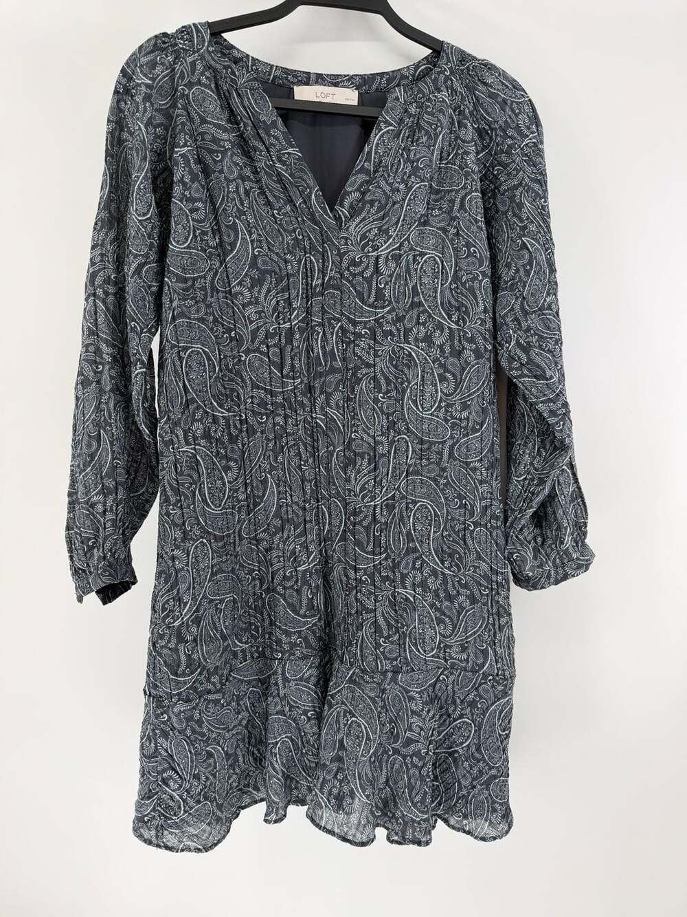 LOFT Petites XXSP Gray Paisley Long Sleeve Ruffle Hem Dress